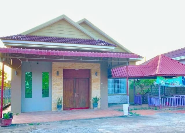 Khmer villa house for rent